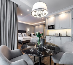 Делюкс трехместный в Dionis Art Apartments