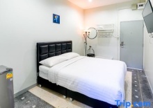 Двухместный номер Deluxe с балконом двуспальная кровать в OYO 818 Suksomboon Residence