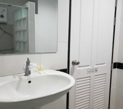 Двухместный номер Standard двуспальная кровать в Eurotel Hotel Kanchanaburi (SHA Extra Plus)