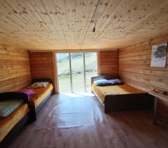 Стандартный четырехместный номер в Сулук