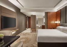 Двухместный номер двуспальная кровать в Hyatt Regency Bangkok Sukhumvit