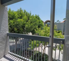 Двухместный номер Economy корпуса 3-6 (2 отдельные кровати) в Howard Johnson by Wyndham Anaheim Hotel and Water Playground