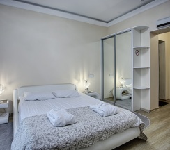 Двухместные апартаменты 9 с кухней с видом на море двуспальная кровать в Exclusive Hotel&Apartments