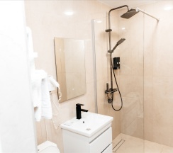 Улучшенный номер + в Аквамарин