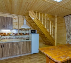 Коттедж с 2 комнатами с красивым видом из окна в 4 сезона