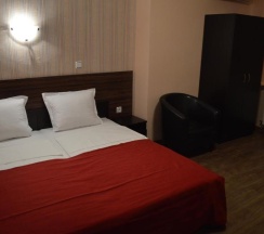 Двухместный номер Standard с балконом 2 отдельные кровати в Bon Bon Hotel