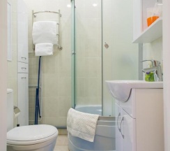 2-комнатные апартаменты люкс с 1 двуспальной кроватью в Holiday Village Moscow