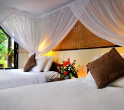 Четырёхместное бунгало в Hidden Paradise Cottages