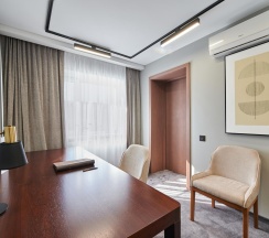 Номер люкс президентский в White Hill Hotel