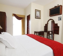 Двухместный номер Standard двуспальная кровать в Hotel Versailles Internacional