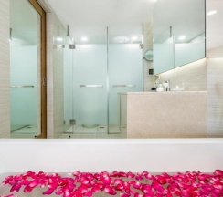 Номер Ocean Deluxe в Royal Cliff Beach Hotel Pattaya
