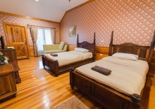 Номер Standard с балконом в The Log Home Experience Khao Yai