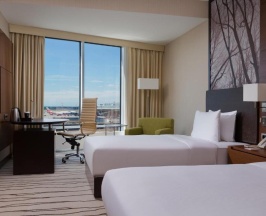 Двухместный номер Deluxe с красивым видом из окна 2 отдельные кровати в DoubleTree by Hilton Moscow-Vnukovo Airport