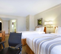 Двухместный номер Deluxe (2 отдельные кровати) в La Quinta Inn by Wyndham Austin Capitol / Downtown