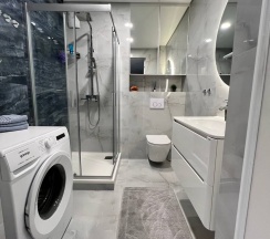 Апартаменты с двуспальной кроватью с балконом в Golden Sun