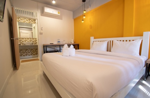 Таиланд, пляж Хат Сай Кеу: Отель Lazy Sandals Koh Samed