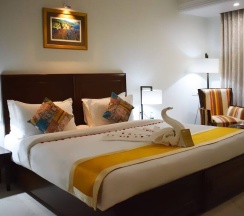 Двухместный номер Standard с красивым видом из окна двуспальная кровать в Green View by Green Tree Hotels