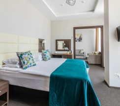 Люкс Семейный с видом на город в Проспект