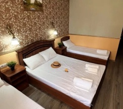 5-ти местный стандарт в Леонидас