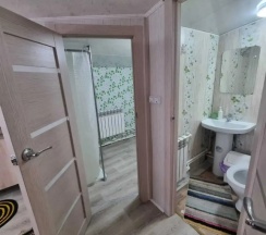 Коттедж с красивым видом из окна в Чай с мятой