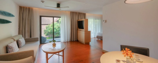 Двухместный полулюкс Wing Beach двуспальная кровать в Amari Koh Samui