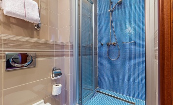 Стандарт с кухней (2 кровати) в Райкин Plaza Hotel