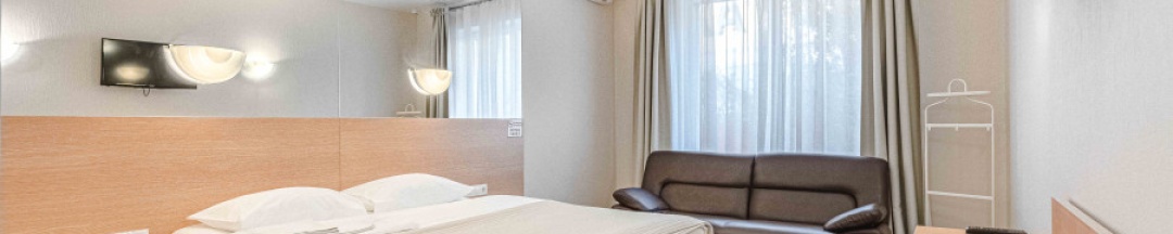 двухместный номер с одной двуспальной кроватью Комфорт в Welcome inn