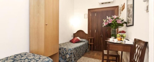 Двухместный номер Standard 2 отдельные кровати в Hotel Alla Fava
