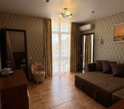 Стандартный семейный двухкомнатный номер с балконом в Феникс