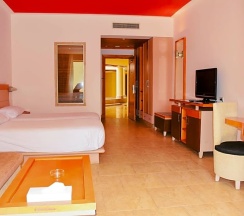 Номер Superior с частичным видом на море в Barceló Tiran Sharm