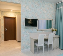 Улучшенный номер с 1 или 2 отдельными кроватями в Аврора