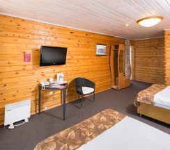 Джуниор Сюит в Крестовая падь