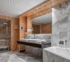 Семейный люкс в Alpenhotel Enzian
