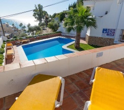 Апартаменты с видом на море в Alamar 1, Nº3 - Burriana - Nerja
