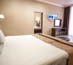 Номер Семейный Стандарт №21 с 2 комнатами в Орлиное гнездо