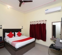 Двухместный номер Standard двуспальная кровать в OYO 17171 Sandhya Guest House