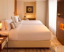 Двухместный номер Deluxe с видом на горы 2 отдельные кровати в Sheraton