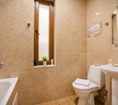 Стандарт 3-местный с двумя раздельными кроватями и балконом в Джульетта