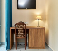 Комфорт с видом на город в Арт-отель