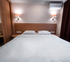 Люкс улучшенный 3х местный с видом на парк (3 корпус) в Небуг