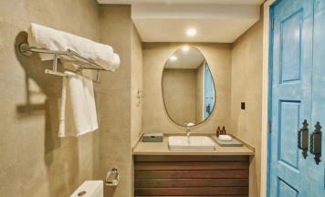 Двухместный номер Deluxe с балконом (двуспальная кровать) в Отель Beach Hotel Dhigurah