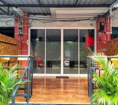 Вилла с 5 комнатами в Thai Orange Villas