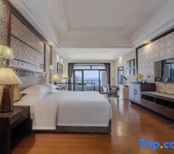 Двухместный номер Superior с видом на море двуспальная кровать в Country Garden Silver Beach Hotel