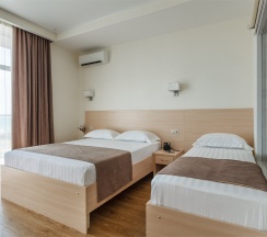 Стандартный четырехместный номер с видом на море на высоком этаже в Del Mar Inn