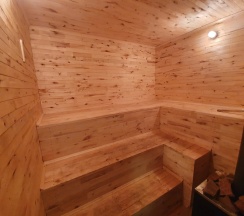 Шестиместный коттедж с видом на внутренний двор в Молгово