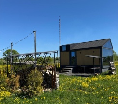 FREEDOM BARN с сибирским чаном в Клевер