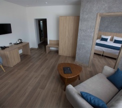 Люкс в Планета iQ