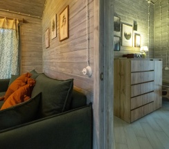 Семейный коттедж с балконом в В кронах