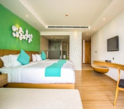Двухместный номер Pool Access Deluxe двуспальная кровать в Crest Resort & Pool Villas