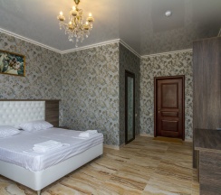 Номер Deluxe в Золотая корона